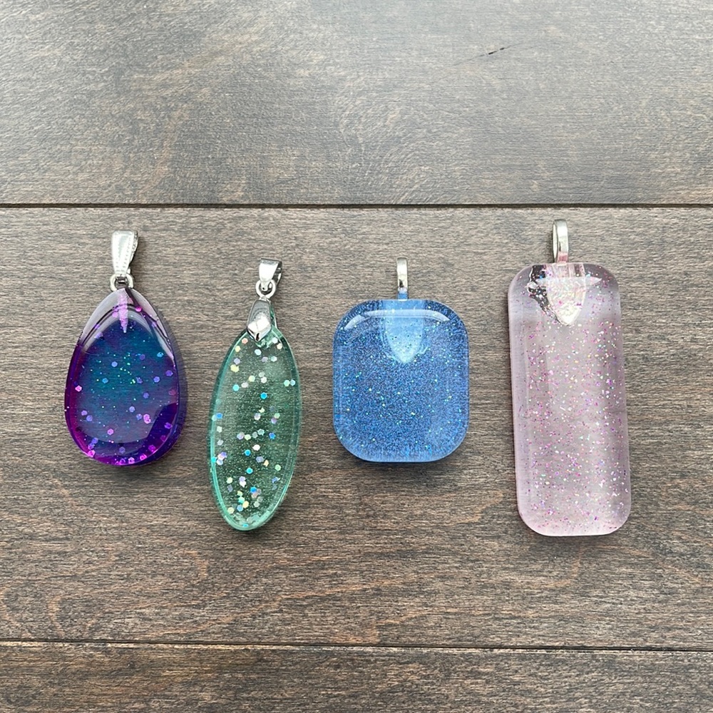 Necklace Pendant Charms, Handmade Jewellery Beauty Resin Sparkle Colourful Jewel